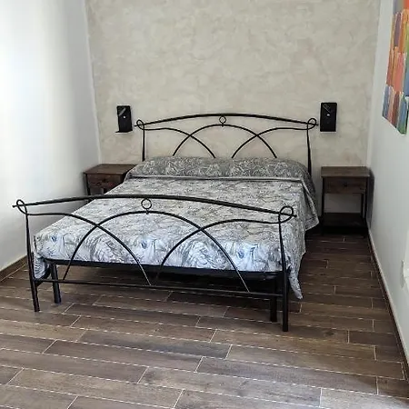 L' Arco Rosa Bed & Breakfast Alatri Exterior photo