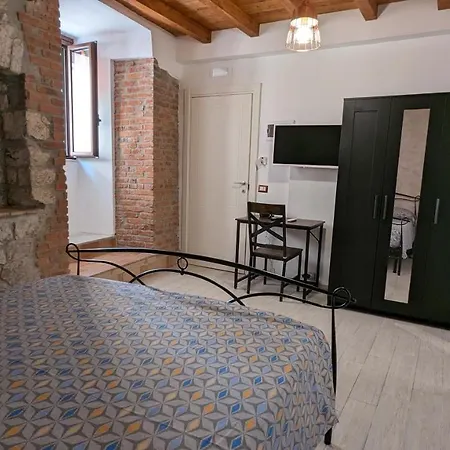 L' Arco Rosa Bed & Breakfast Alatri Exterior photo