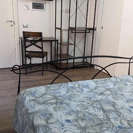 L' Arco Rosa Bed & Breakfast Alatri Exterior photo